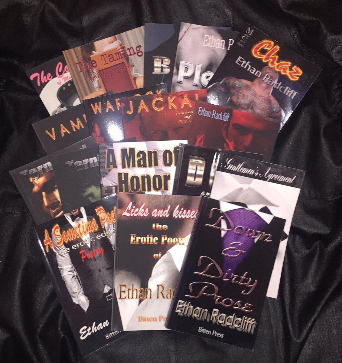 LindeyCourt76's tweet photo. #EthanRadcliff
ALL ETHAN RADCLIFF BOOKS ARE AVAILABLE IN SIGNED PAPERBACK
 email kendall_black@aol.com FOR DETAILS. https://t.co/pzmyIC6ex6