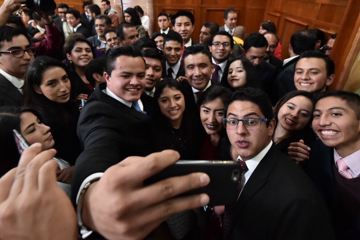 cruz_roa's tweet photo. El Parlamento Estatal de la Juventud, es un espacio de diálogo, en el que se debatirá el presente y el futuro de nuestra sociedad. https://t.co/nCGp68o6Kn