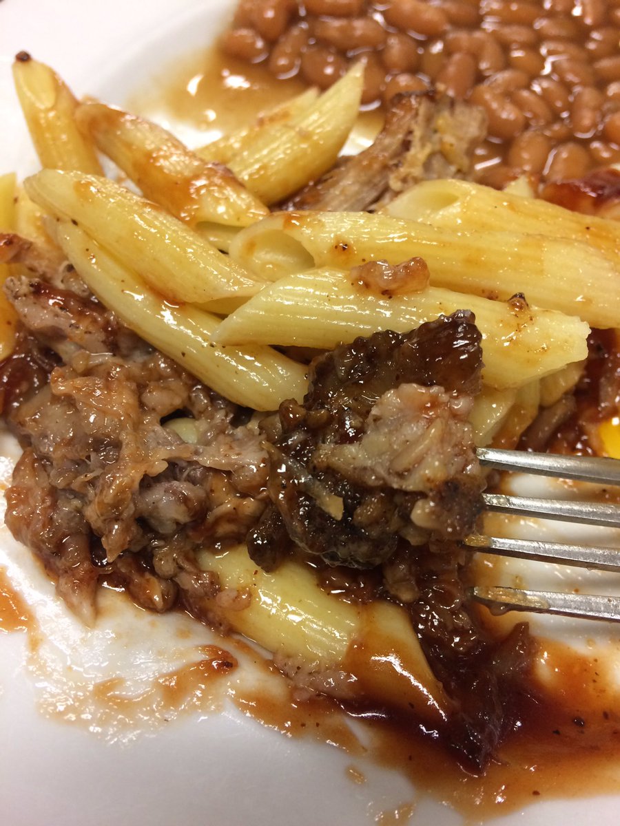 JasmineP_BioLab's tweet photo. Getting ready to chow down on some carbohydrates! Mmmmmm @UNKBiol106CW #WillicottLabWeek2 https://t.co/4GihQ4dbaa