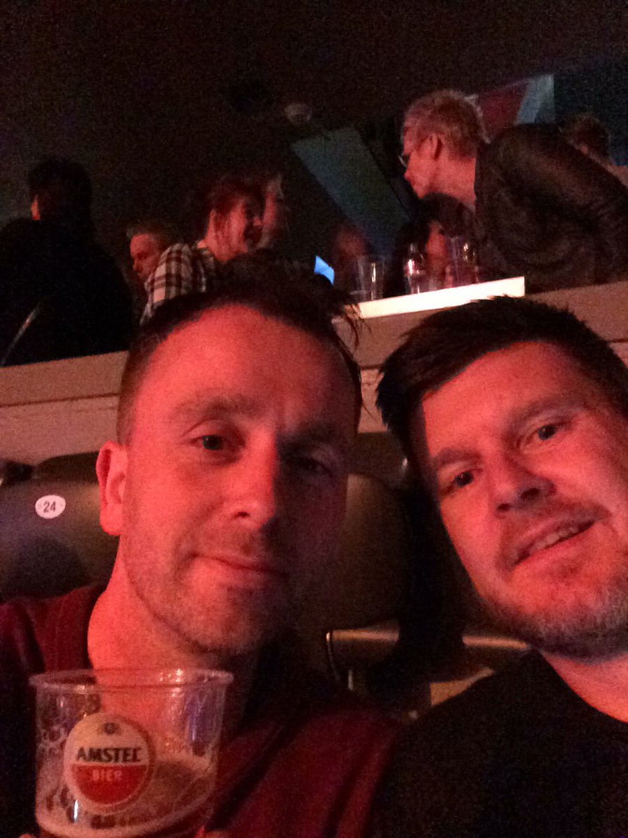En ik hef het glas op jullie gezondheid! #vval