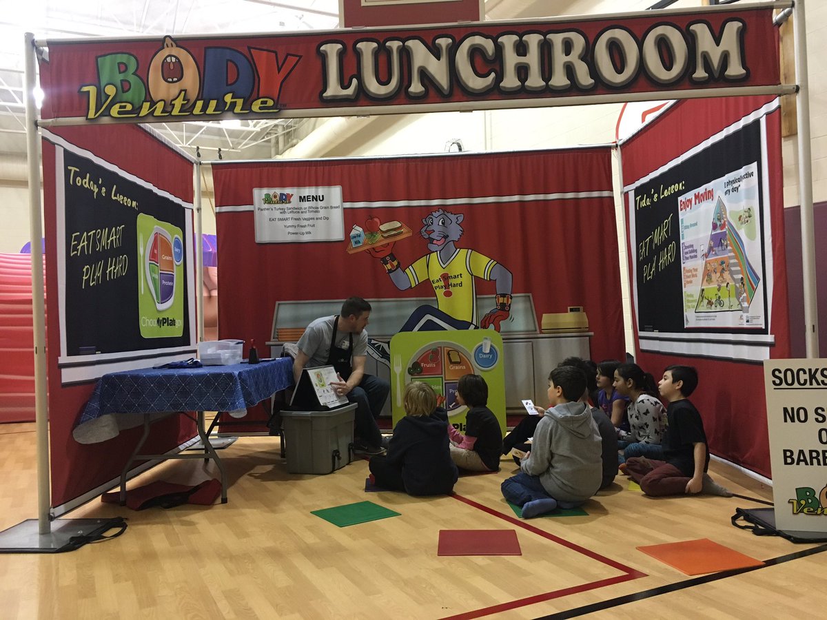 MissGriggsSMSD's tweet photo. Learning about the body today! #bodyventure #makelearningfunagain #team512 https://t.co/XfLctpG69l