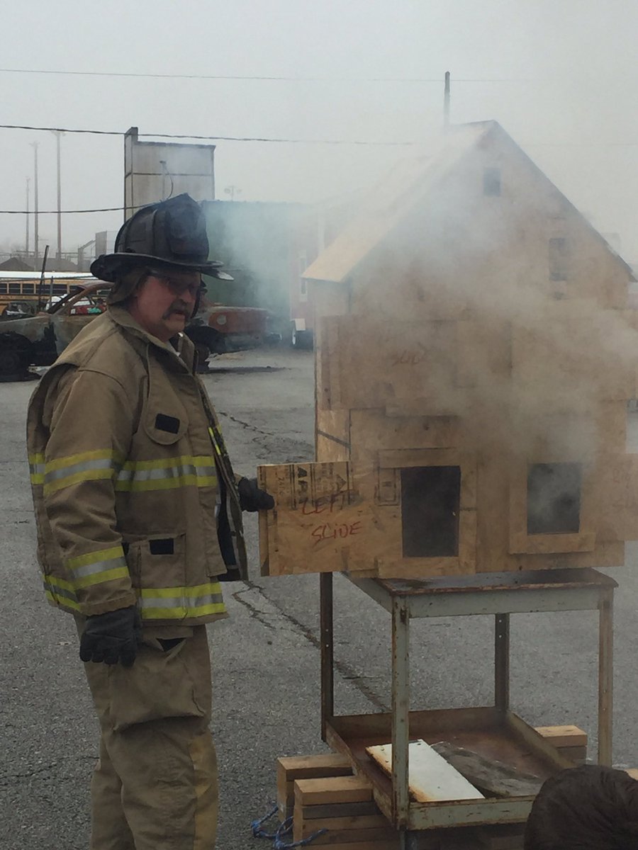 CTC_Asst_Dir's tweet photo. Fire Science @FOCTC students learn "where there's smoke there's fire" #FiredUpFriday #CTCHandson #CTCFireScience https://t.co/HSe40cEq06