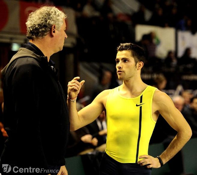 lejdc_fr's tweet photo. #TopPerche Valentin Lavillenie est l'une des têtes d'affiche. Interview. #Nevers
https://t.co/5r3R9kTH7F https://t.co/cr2DeiuOo9
