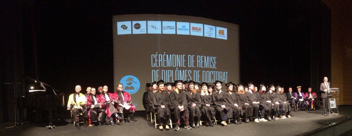 Remise diplôme de doctorat <a href="/Rolland_Denis/">Denis Rolland</a> "Jeunes docteurs vous nourrissez la recherche", 1900 doctorants dans 96 laboratoires #normands