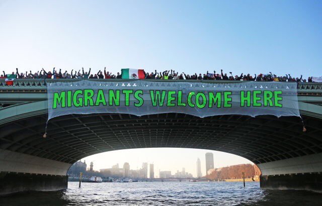 barbslgbt's tweet photo. BRIDGES NOT WALLS. I LOVE THIS. https://t.co/0tX8FevVRu