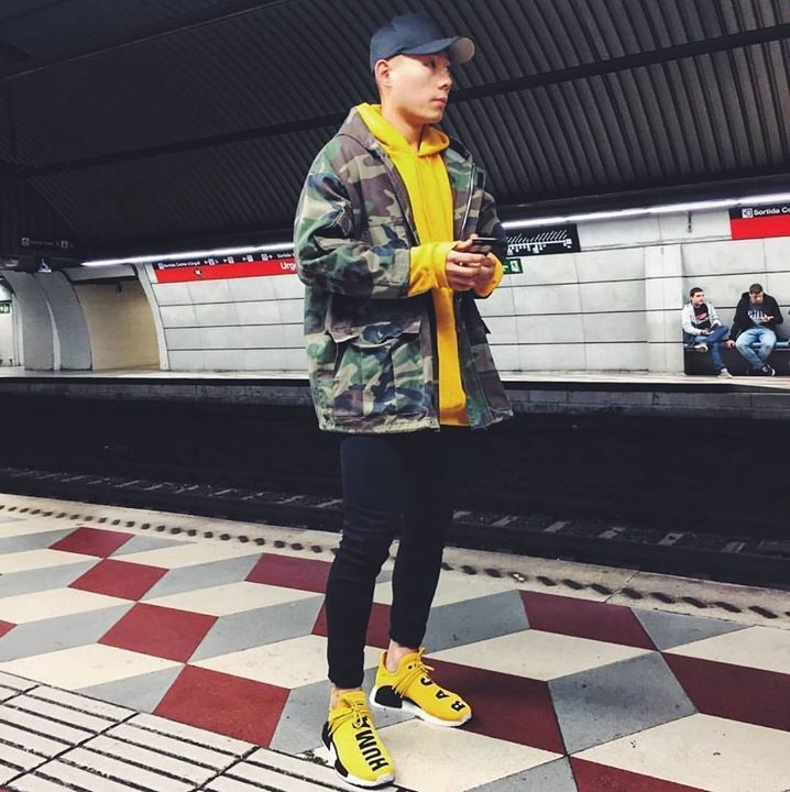THRONExyz's tweet photo. Nomad Life. @leezy1119 is #THRONECERTIFIED https://t.co/pUzfwiSTUR https://t.co/R08KWQ4Wcb