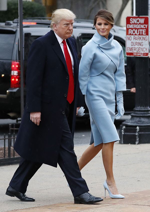 JohnnyFennessy's tweet photo. Dam, how can this be right, #Inauguration day and all i can think of right now, is what is #flotus going to wear tonight. Tough to top this. https://t.co/UcC3lowyg7