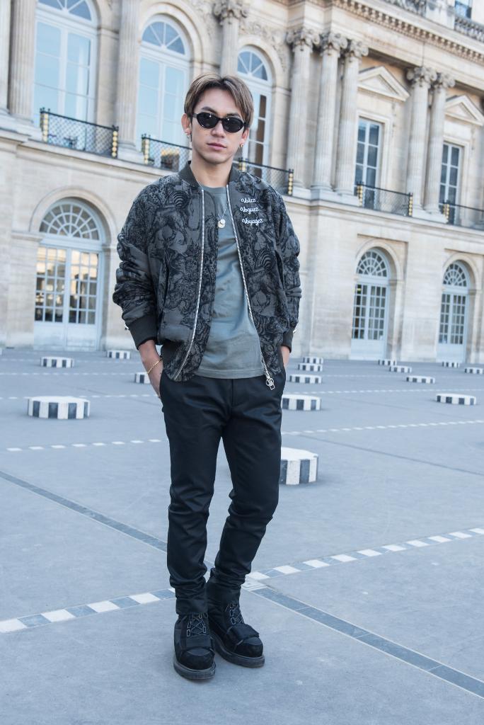 Louis Vuitton Japan ルイ ヴィトン 17秋冬メンズ ファッションショーに華を添えたゲストたち 映画監督兼俳優のグザヴィエ ドランをはじめ 斎藤工さん Naotoさん 岩田剛典さんの姿も Lvmenfw17 By Mrkimjones T Co B8f5wo0wwc