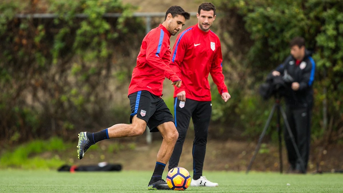 ☔️ couldn't slow down @ChrisWondo & @BinghamDb at #USMNT camp today. 🇺🇸 sjeq.co/B8t2308d2yl https://t.co/QbBLouQsba