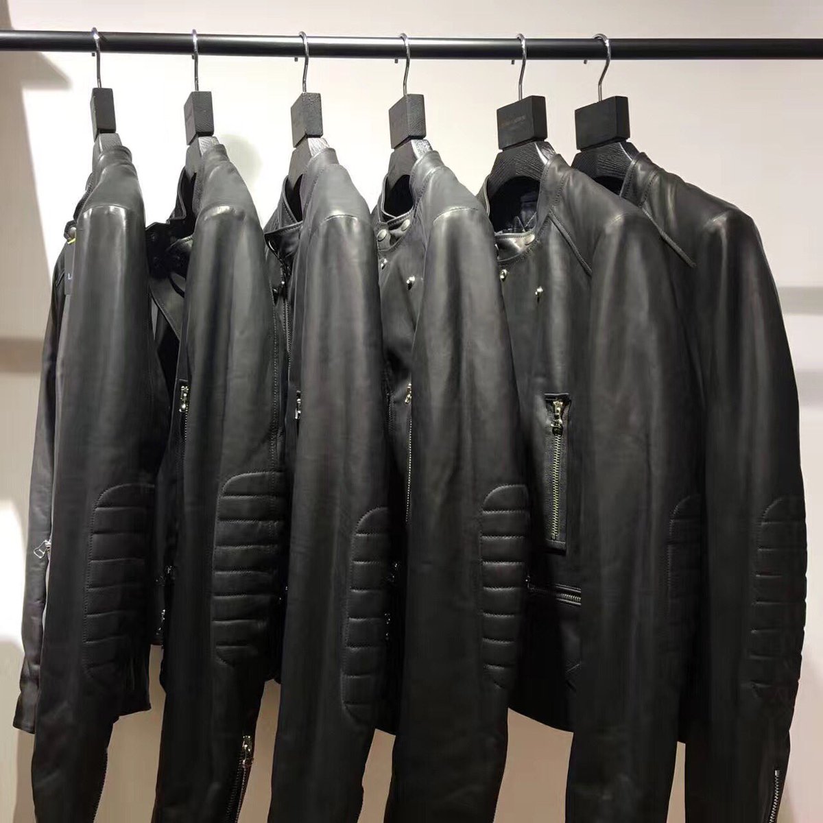 yu_rell's tweet photo. Lanvin very cool biker leather jacket, now I will offer you special price to get it! #fw16 #leatherjacket #lanvin #fw16collection #fashion https://t.co/PMDM5pHST9