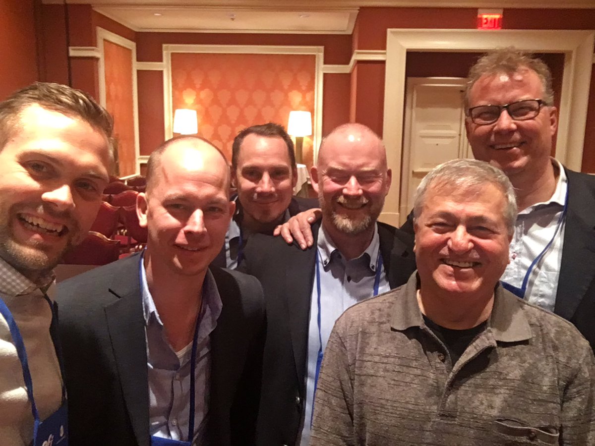 UdiArieli's tweet photo. Impromptu long session with customers from Europe on the last day of #EFIConnect. #printflow https://t.co/yYSWkDJMO0