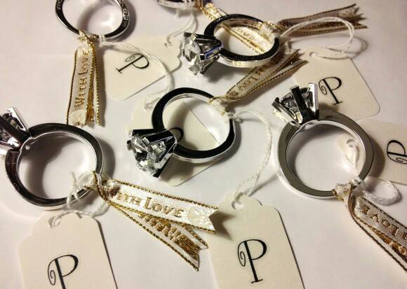 GoldenHoneyEvnt's tweet image. #EngagementFriday's
#GoldenHoneyEvents
#DinnerPartyPlanner

Don't you just love these engagement party favors?
