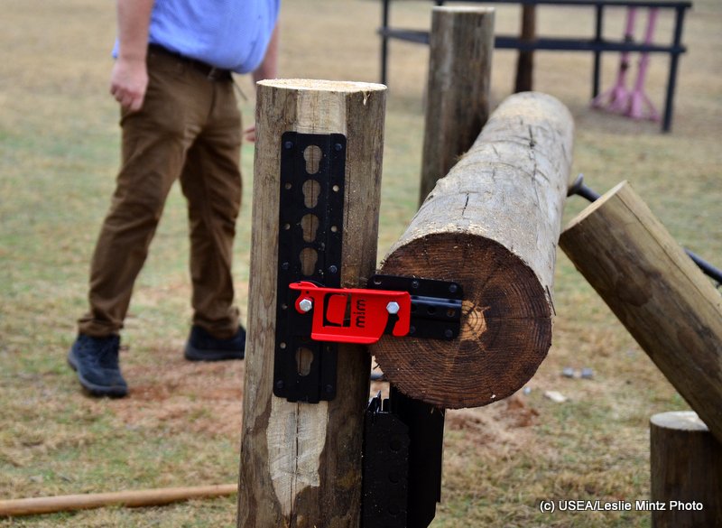 eventfulifebook's tweet photo. Report on the first year of research for the USEA Collapsible Fence Study #eventing #safety https://t.co/ou9E50f7xj https://t.co/U6JgAvQbpc