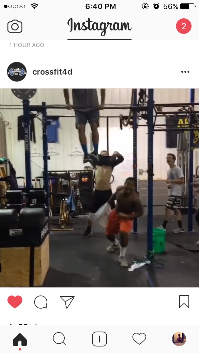 Aheff1123's tweet photo. We go hard, we don't stop, we have fun, that's what it's all about #crossfit #CF4D #fam https://t.co/NgRu9s6JZV