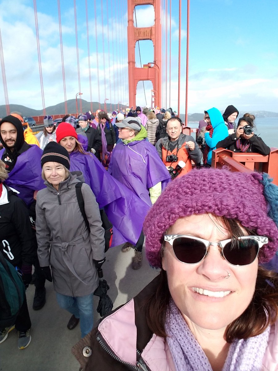 MongerSheila's tweet photo. We stood in peace to protect what we love @goldengate #LoveTrumpsHate #bridgetogether https://t.co/YJ2rp0bowD