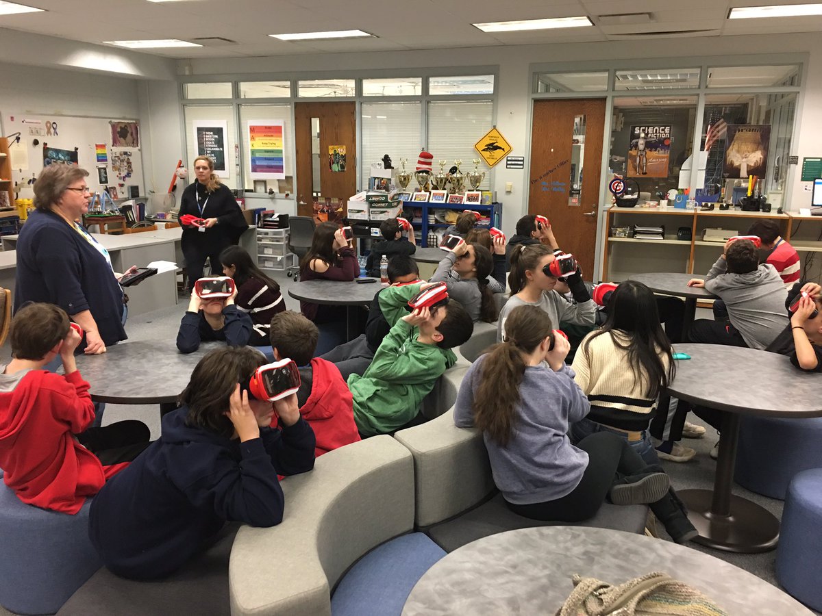 K_Carpenter13's tweet photo. Joining in on an amazing VR lesson by @kgoldberg76! So cool that our @109Caruso students get to experience this! #engage109 https://t.co/KiqPmbgNjq