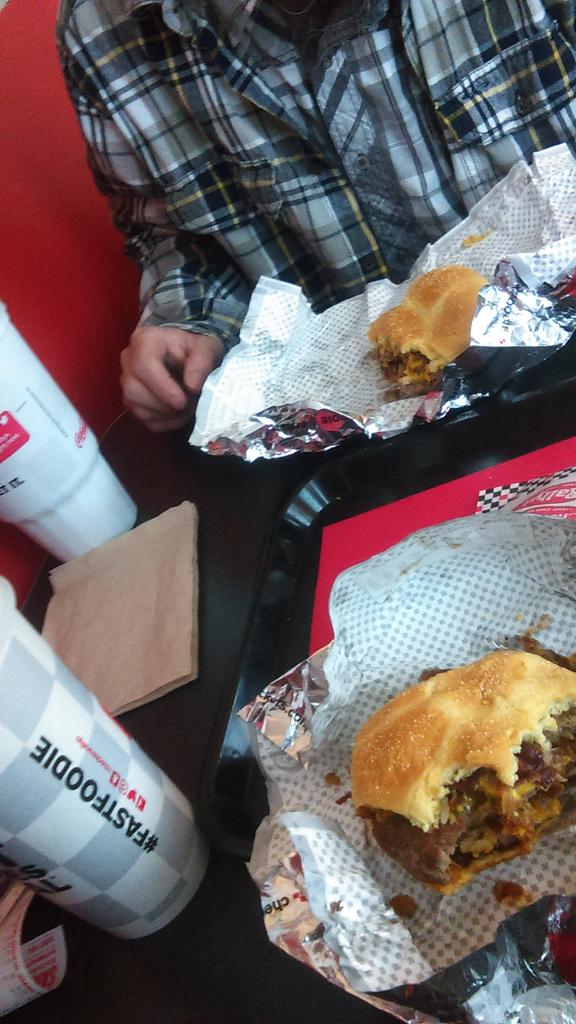 DMONPRODUCTION's tweet photo. Darn zombies getting into the #FASTFOODIE again @CheckersRallys #baconzilla https://t.co/qcUCfozz57