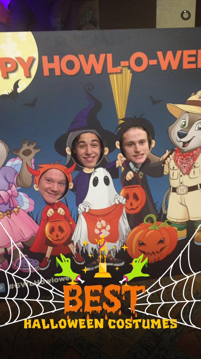 MurphyB0627's tweet photo. Happy bday big man 😍 #compfam @lindecker88 https://t.co/x2NROwvDYe