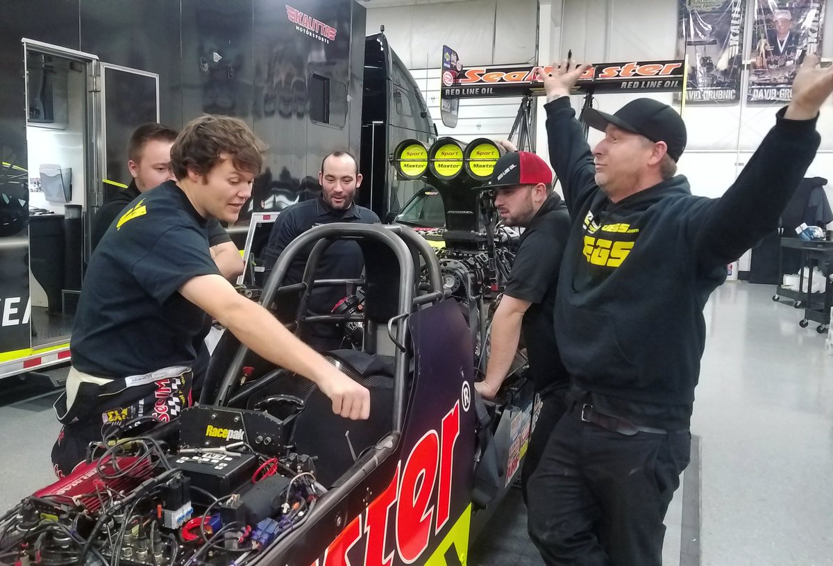 TeamKalitta's tweet photo. #CaptionThis https://t.co/DcEre1JT5p