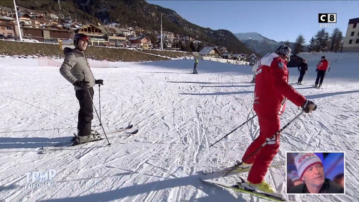TBT9_W9's tweet photo. "Le gars m'apprenait la godille mais moi je la maitrise parfaitement !" @jmmaireofficiel #TPMPFaitDuSki 🎿❄️ @Montgenevre https://t.co/smiQz80C2x