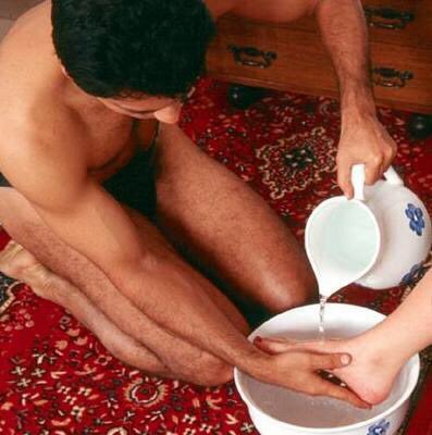tallchisub's tweet photo. @GDInsatiable A pet humbly, happily serves a goddess. There is a poignant intimacy that comes via service that makes the goddess a bit wet. https://t.co/4EoFkgqC3m
