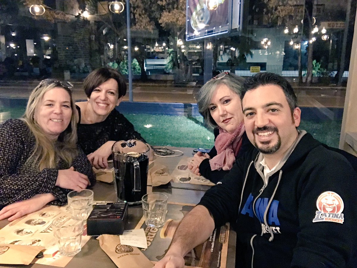 Eravamo quattro amici al pub, che volevano cambiare il mondo... Cena ricca di idee e progetti, grazie ragazze! <a href="/oldwildwest/">Old Wild West</a> #Latina #SMcosi