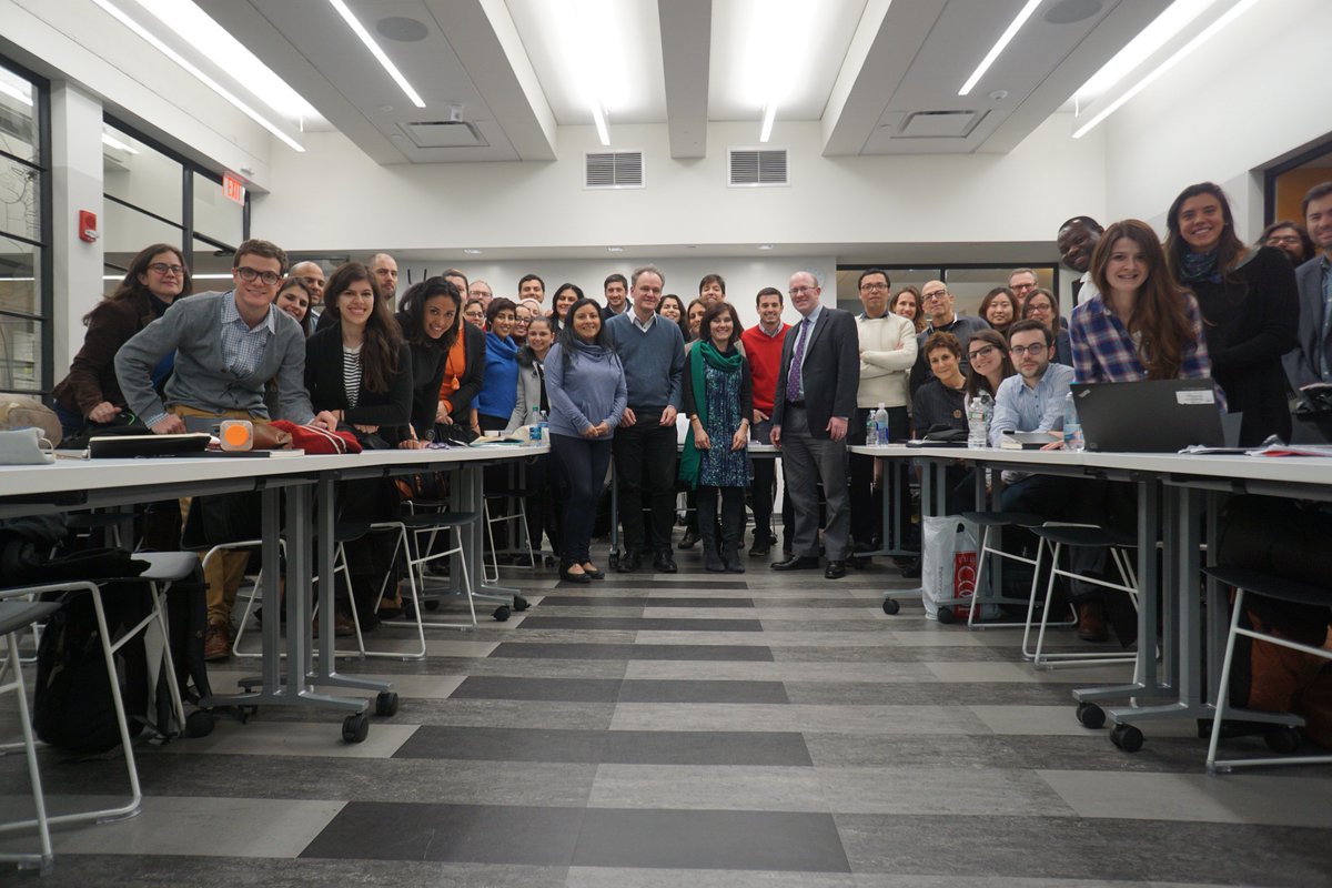 Autonomism's tweet photo. Beautiful and passionate colleagues of #MITMetroLab2017! https://t.co/xeMKVI51Au