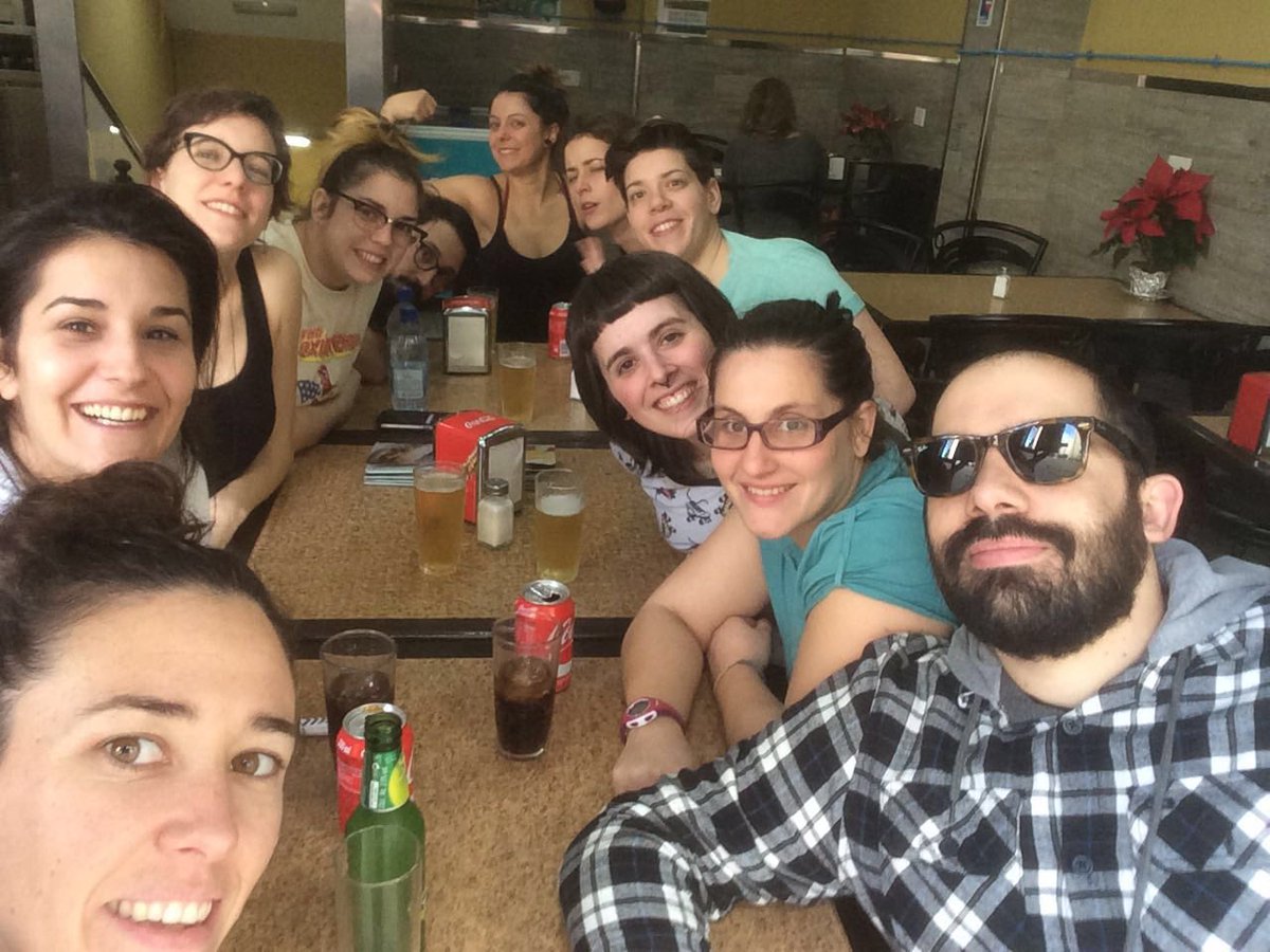 Ya estamos aqui!!!! Agur mordor!! Viva el veranoooo!!@LasPalmasRD nos vemos mañana!!!! No faltéis Guanches!!!