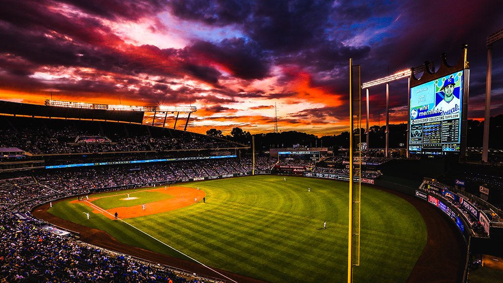 MLB's tweet photo. NEED that #BaseballSky back in our lives. https://t.co/bPuGGKbH9A
