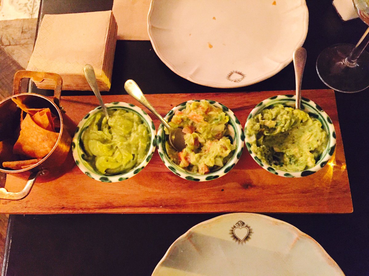 mexkisito's tweet photo. Si te apetecen los tríos, esta es tu casa. Prueba nuestras 3 recetas secretas de guacamole. https://t.co/Klm3Si5gkR