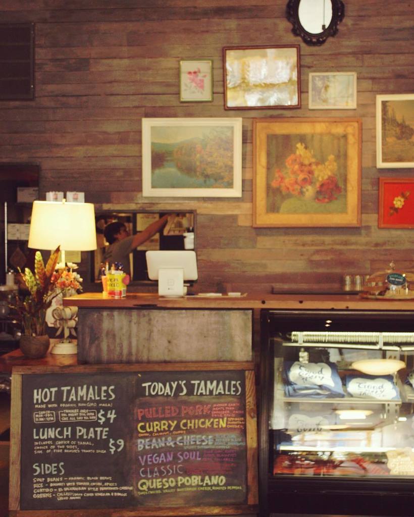 AskSeeWhy's tweet image. Internal meeting checklist:
✔️Winning Attitude
✔️Thinking Caps
✔️Tamales
#SeeWhy #Knoxvill… ift.tt/2jWnB3E