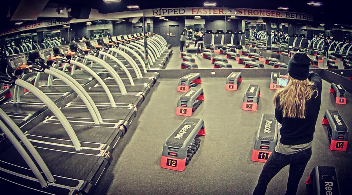 LFOUNDOS's tweet photo. TIME TO GET RIPPED BABY! 🏋🏃 @RIPPEDFitness3
#FASTER #STRONGER #BETTER
☄ https://t.co/kuWg2ZHRGE ☄
#NewStudioAlert🚨 @FORTE_FlT https://t.co/4LySQEMzCP