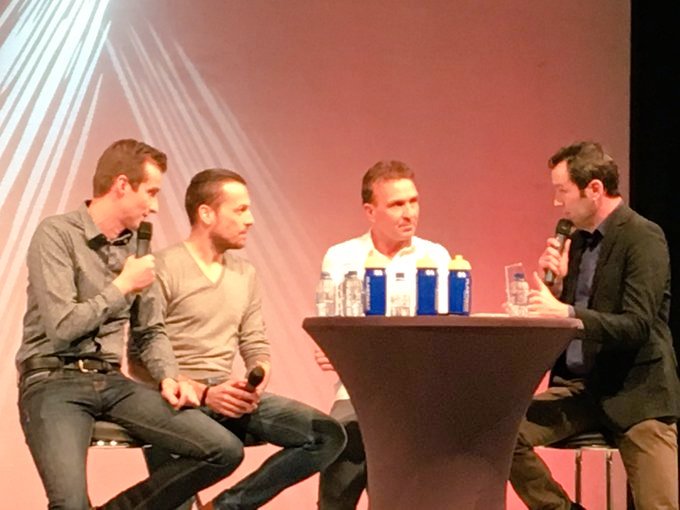 SammyNeyrinck's tweet photo. Interessante en plezante presentatie @KuurneBxlKuurne @Velofollies.Dank @johanmuseeuw,@Kevin_De_Weert en @JBockstael https://t.co/LbpobUWOvu