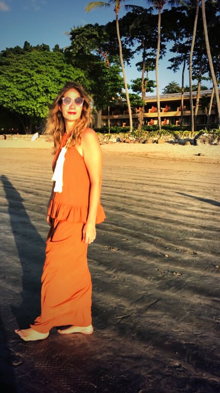 manvantara86's tweet photo. Nuevo vestido de Manvantara se pasea por las playas de Costa Rica. #ecofashion #modaconsciente @Suz_MCh https://t.co/hYjHlqqkTE