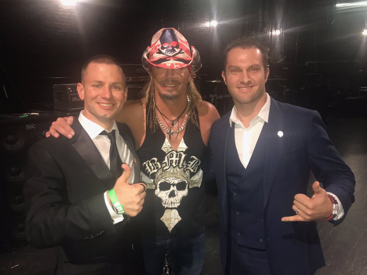 bretmichaels's tweet photo. #GoodLuck on running across #America for #vets @beastmodebrave #beastmodeforthebrave
#beastmode #military #navy #airforce #marines #police https://t.co/98LmacqnOe