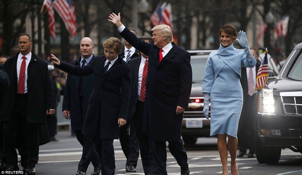 AmyMek's tweet image. Finally, We have a President &amp;amp; First Family who Loves Americans, our AMAZING country &amp;amp; our Constitution!!! #Inauguration