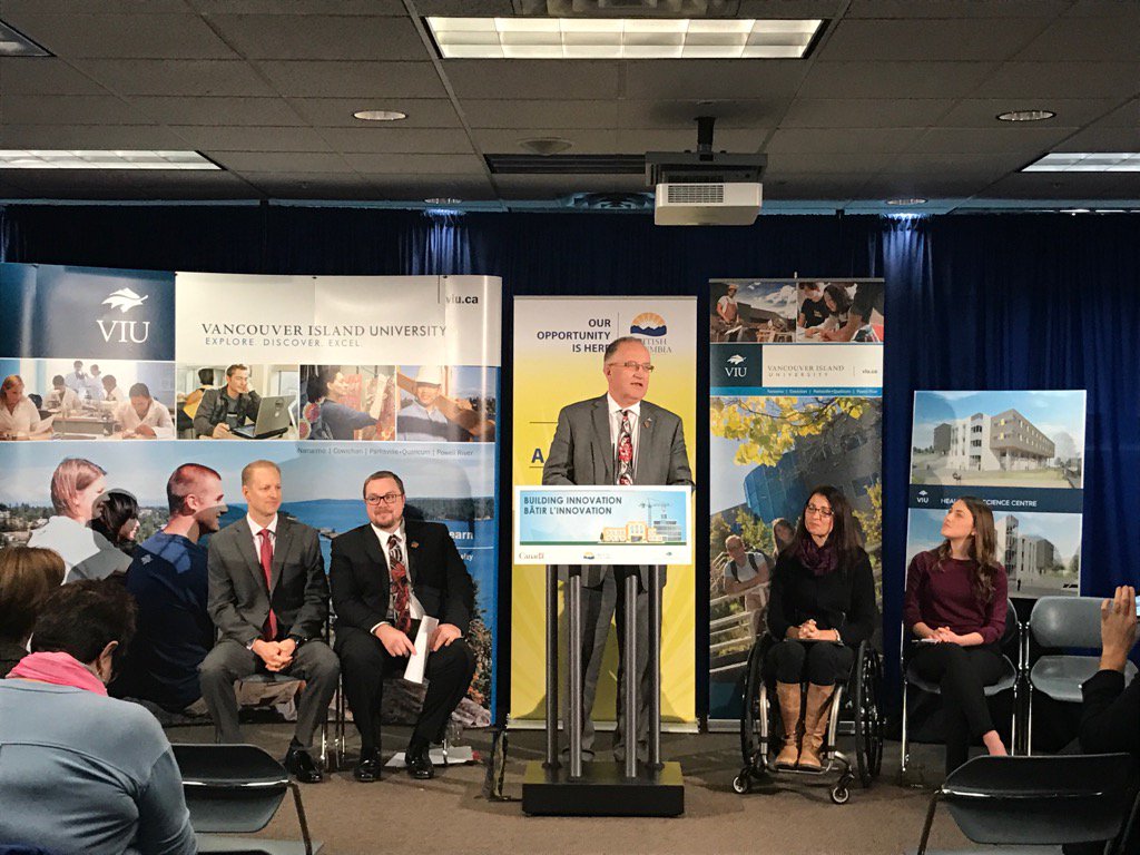 #VIU president thanks federal &amp; provincial govt and community partners for supporting new Health &amp; Science Centre.