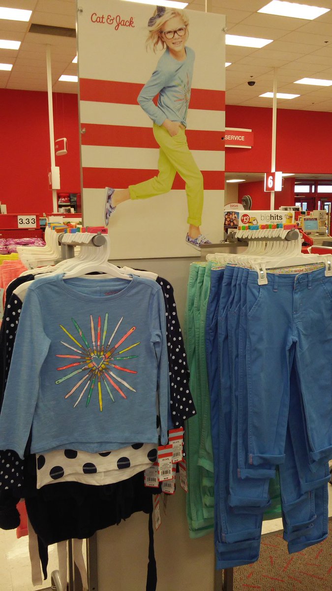RaquelB1986's tweet photo. Loving the spring collection #T0672 @VisualGuyMatt @RPuchel @jbellomo23 @TroyDutcher https://t.co/tjxR6Zafx2
