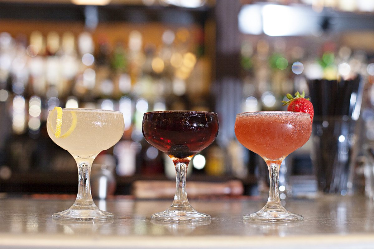 SuperiorNOLA's tweet image. What's better than one cocktail? Three. #FollowYourNola