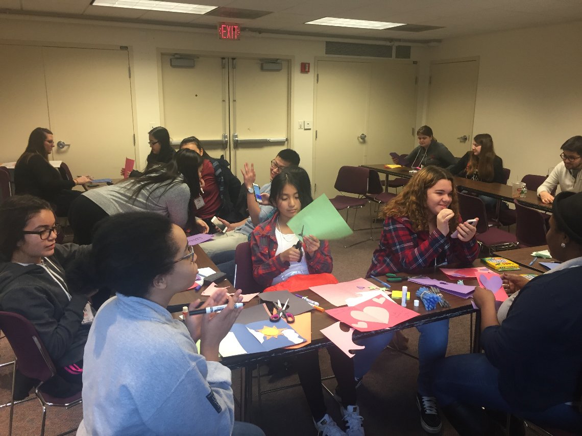 WestEndHouseBGC's tweet photo. West End House teens celebrated #MLK by participating in workshops &amp; writing #Valentines cards for the elderly at @Northeastern #BeTheChange https://t.co/9iXfmWhvCC