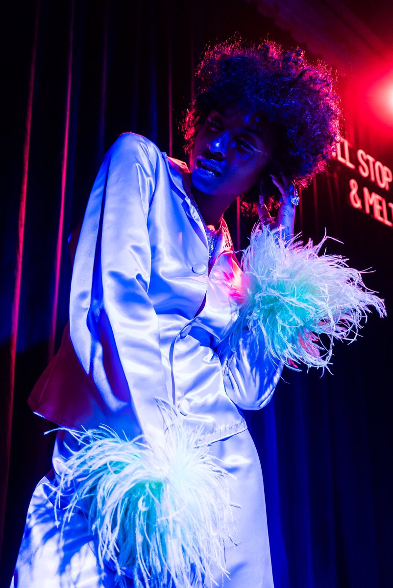 FRESHPres's tweet photo. Taryn Hendrix 🎸@TheTarynHendrix // Styled by @ExclusivelyBOSS // MUA @rxuxtxh // Shot By FRESHPres https://t.co/Wrl1mxREJP