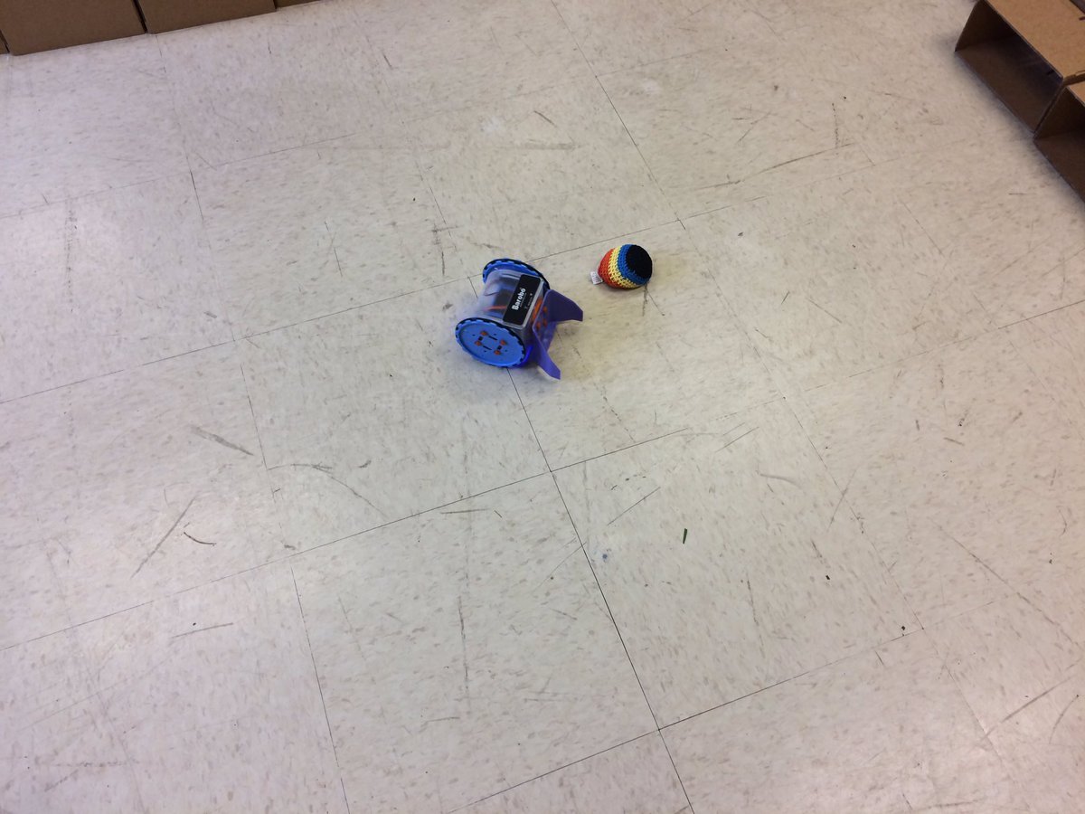 RaeCrandall's tweet photo. Robot soccer. It's harder than it looks. #linkbot #robotics #RainyDay https://t.co/ZWUiLS1Pcr