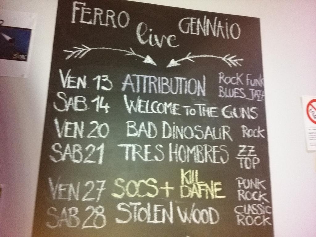 Roxella79's tweet photo. Nuovo live in arrivo, per i #KillDafne con @FabySound al Ferrovecchio di #Coccaglio https://t.co/nHSaAUTSdR