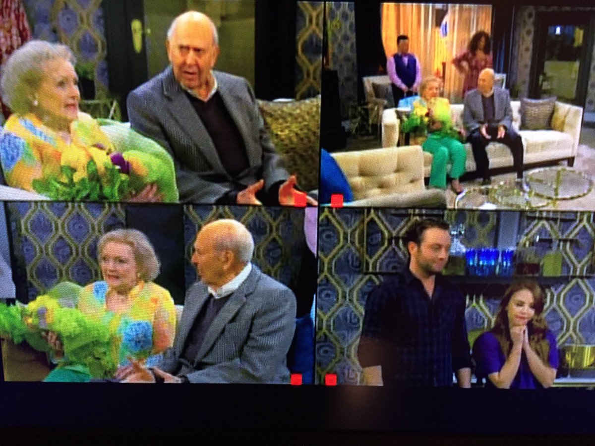 Two TV legends on set today!!@YoungandHungry #YoungandHungry