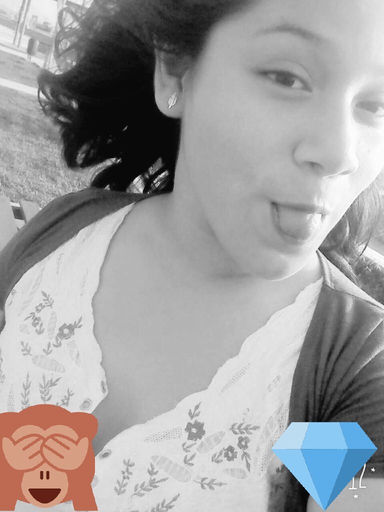 Daniela04337144's tweet photo. Diamond💎💎💎💎💎💎💎💎💎💎 https://t.co/33bejxFErP