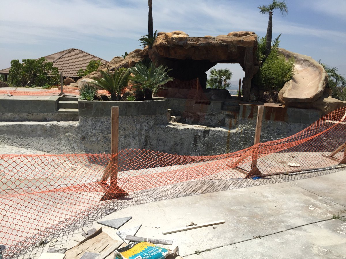 SK_Choppin_Demo's tweet photo. S.K. Choppin Demolition announces the recent completion of a highly complex pool demolition project in Highland, CA 
https://t.co/NE2hdlr4gG https://t.co/Q7kKt0jMgB