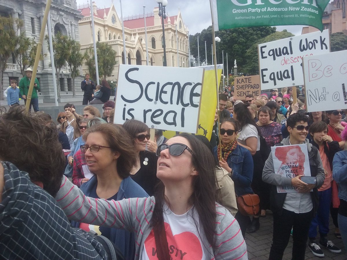 marinebrit's tweet photo. #wmw #WMGlobal #WMNewZealand @WMNewZealand w/ @mcmsharksxx #ResistanceIsUseful #WomensMarchOnWashington #climatechange #VaquitaAreBrowncoats https://t.co/iqrSU7dO0v
