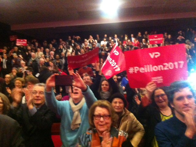 ParisAcPeillon's tweet photo. Merci à ts pr ce merveilleux rassemblement!RDV dimanche ds les urnes pr faire gagner @Vincent_Peillon 🗳️📩🌹#peillon2017 #PrimairesCitoyennes https://t.co/jwiDyTkxvv