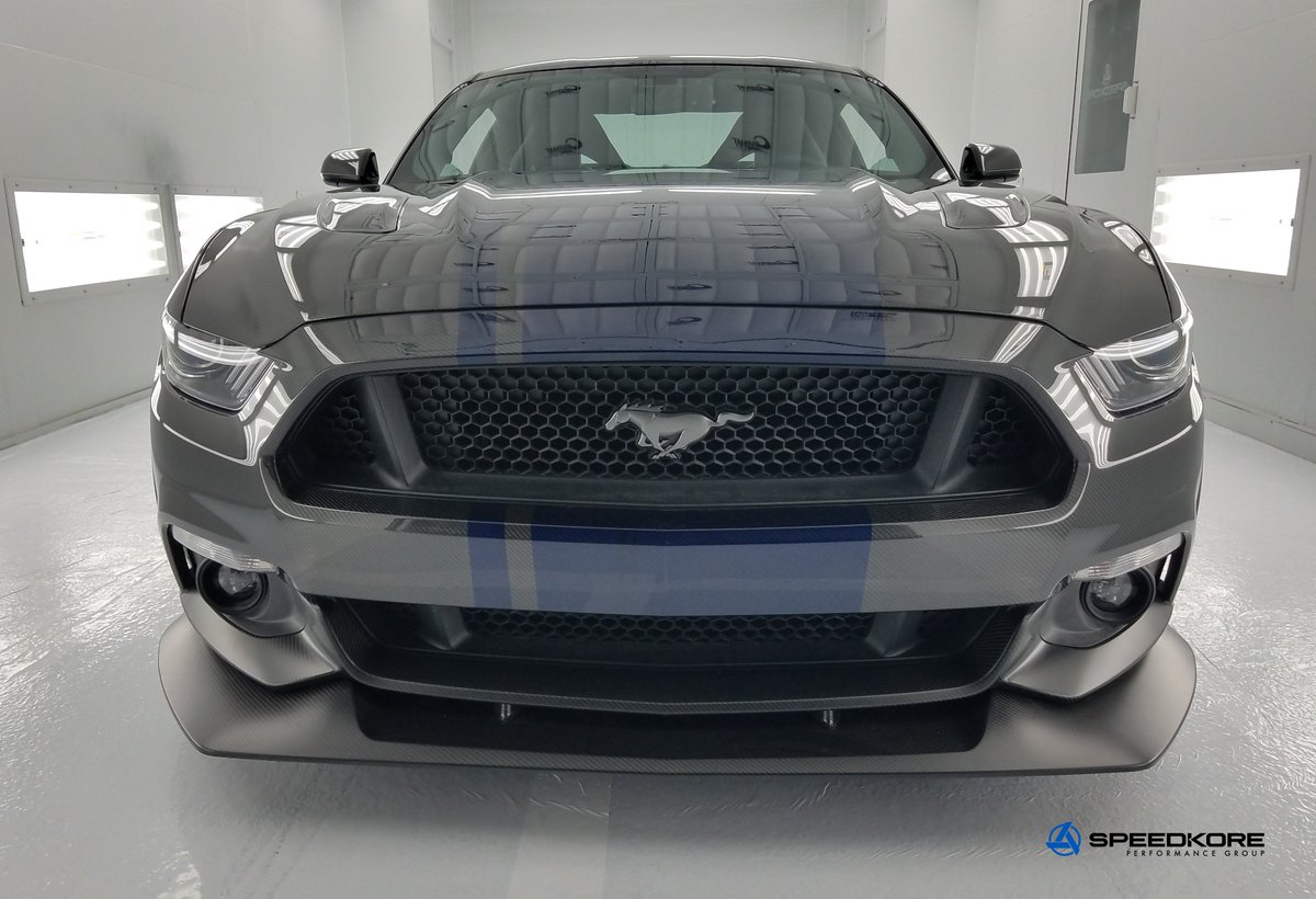 SpeedKore01's tweet photo. Finish Line: the weekend is upon us!
#SpeedKore #CarbonFiber #ItsNotAWrap
#Ford #Mustang #AmericanMuscle #FrontEndFriday https://t.co/fqq2UC9UpR