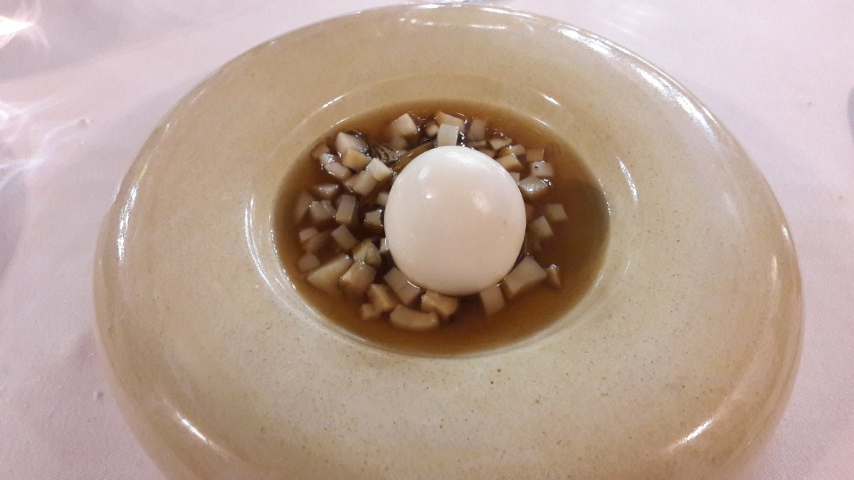PaladardeMadera's tweet photo. Estamos disfrutando de un fantástico menú degustación en La Botica de Matapozuelos. @MACruzLaBotica lo recomendamos. https://t.co/fFBO5PzYQl